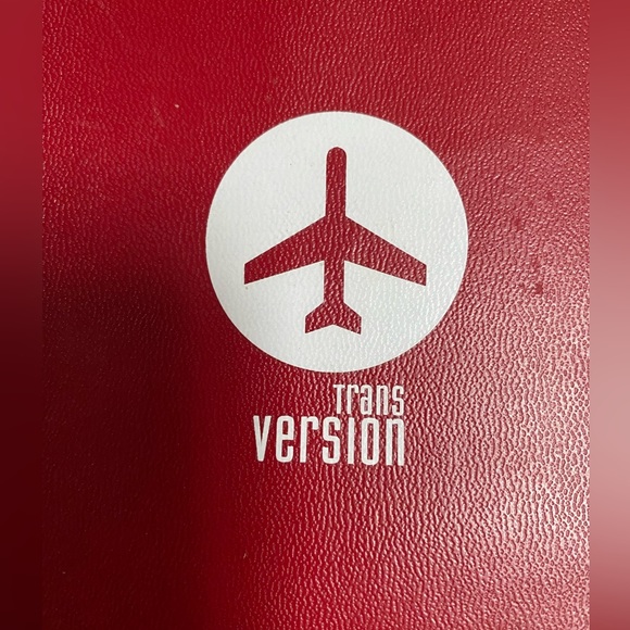 Vintage 1990s Transversion Red White “Greetings” Vinyl Tote - Picture 11 of 16